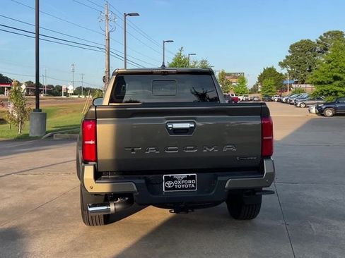 New 2025 Toyota Tacoma Limited image 5