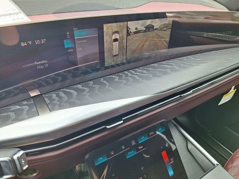 New 2026 Cadillac Escalade Sport w/ Touring Package AWD/4WD image 25
