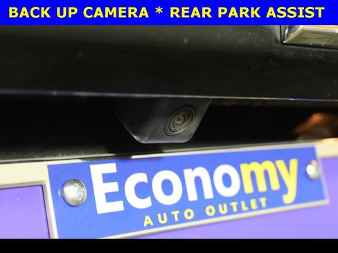 Used 2021 Chevrolet Equinox LT image 10