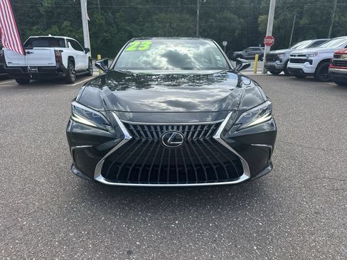 Used 2023 Lexus ES 300h w/ Accessory Package (Z2) FWD image 11