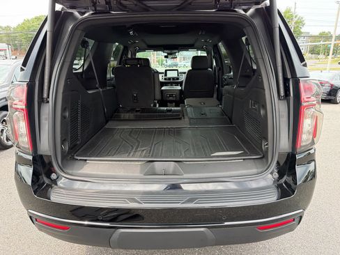 Certified 2024 Chevrolet Suburban RST w/ Luxury Package AWD/4WD image 32