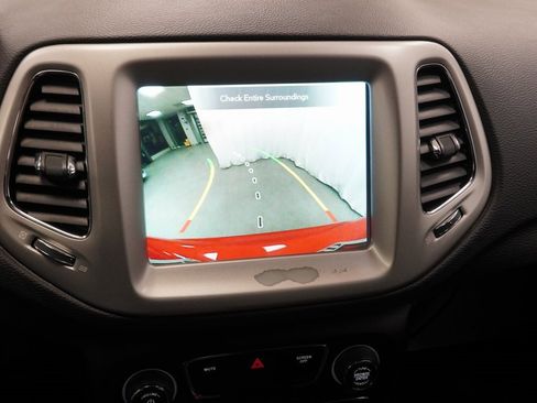 Certified 2021 Jeep Compass 80th Special Edition image 31