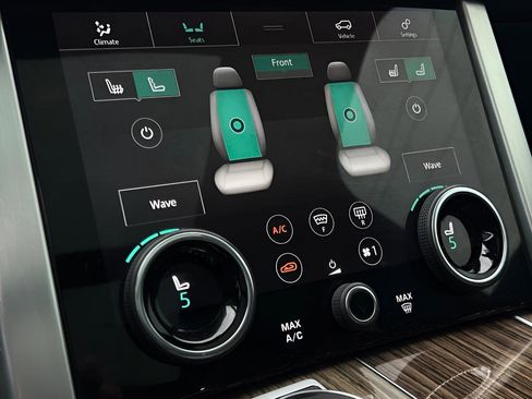 Used 2019 Land Rover Range Rover Long Wheelbase Supercharged image 65