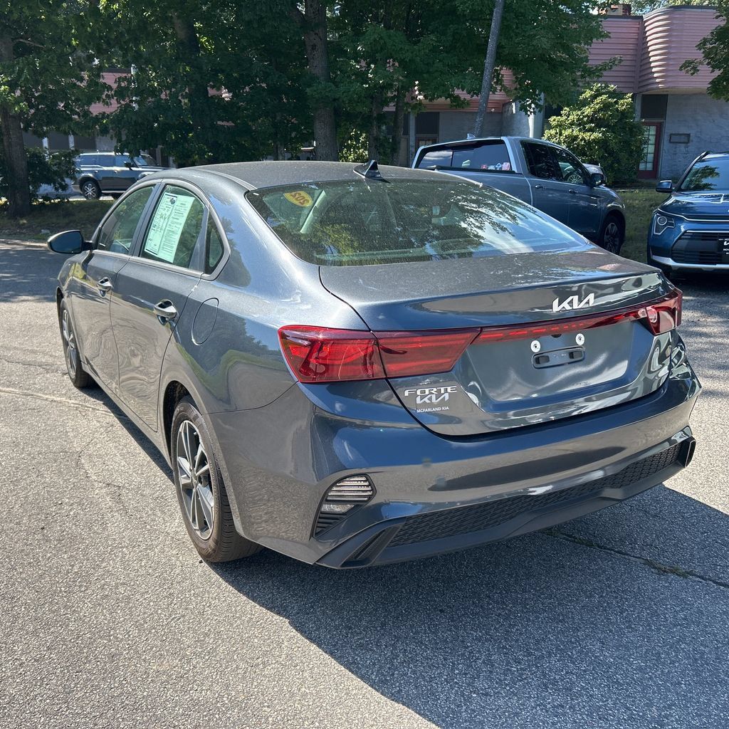 Used 2024 Kia Forte LXS FWD image 2