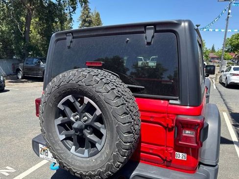 Used 2024 Jeep Wrangler Unlimited Rubicon 4xe AWD/4WD image 3
