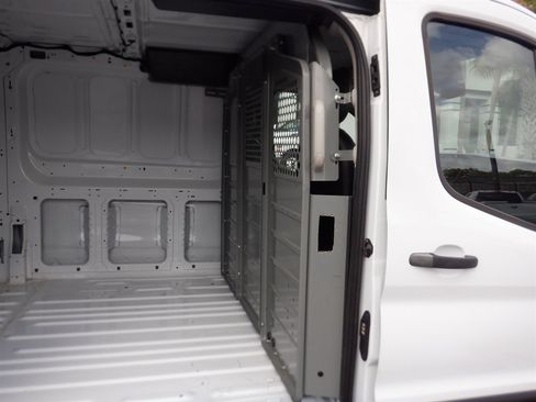 Used 2024 Ford Transit 150 Low Roof RWD image 9