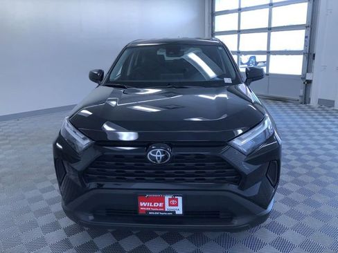Used 2023 Toyota RAV4 LE AWD/4WD image 15