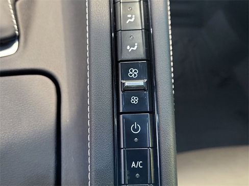 Used 2020 Chevrolet Corvette Stingray Preferred Cpe w/ 2LT Preferred Equipment Group image 26