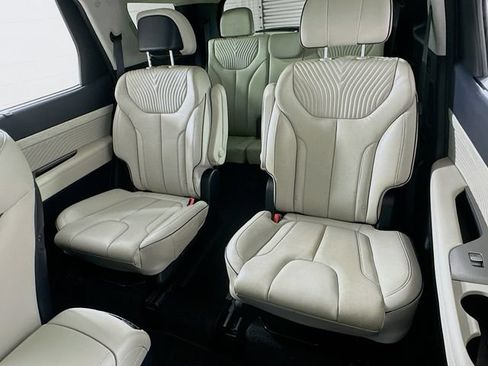Used 2023 Hyundai Palisade Calligraphy w/ Cargo Package FWD image 11