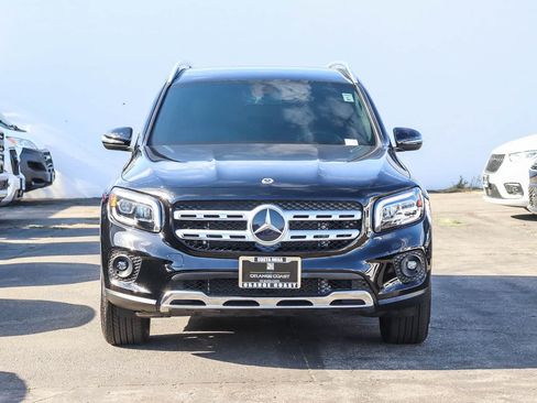 Used 2021 Mercedes-Benz GLB 250 image 2