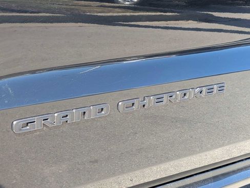 Used 2020 Jeep Grand Cherokee High Altitude image 11