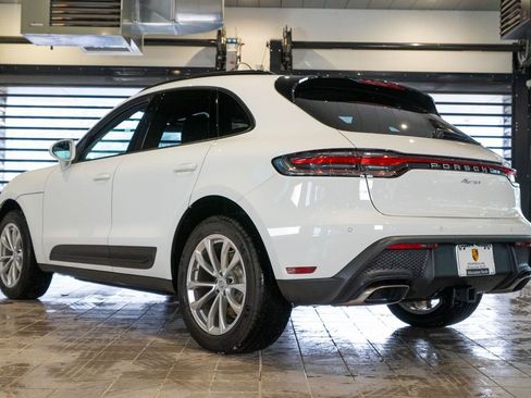 Certified 2026 Porsche Macan image 3