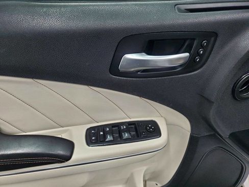 Used 2018 Dodge Charger SXT Plus w/ Quick Order Package 29J image 10