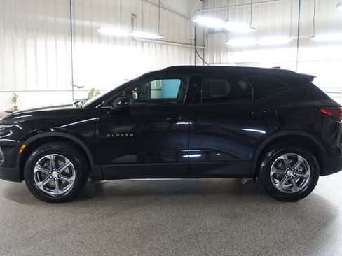 Used 2024 Chevrolet Blazer LT w/ Convenience Package FWD image 4