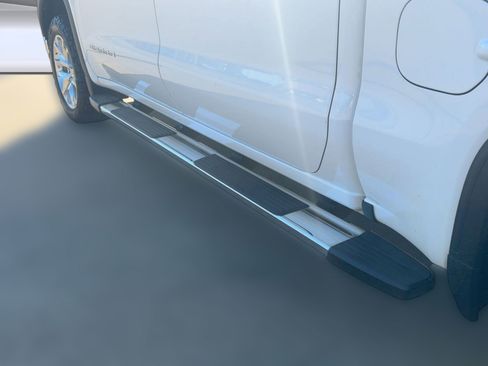 Used 2022 GMC Sierra 1500 SLT image 21