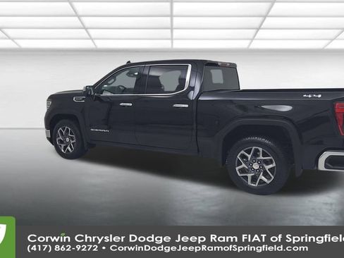 Used 2022 GMC Sierra 1500 SLT w/ SLT Convenience Package image 10