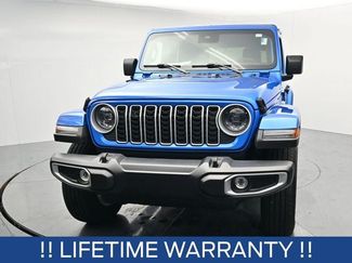 Used 2025 Jeep Wrangler Unlimited Sahara AWD/4WD video 3