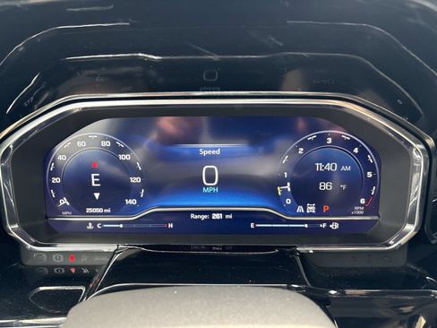 Used 2024 Chevrolet Silverado 1500 LT Trail Boss w/ Convenience Package II AWD/4WD image 22