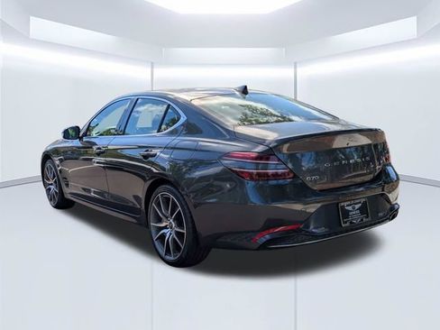 Used 2023 Genesis G70 2.0T AWD/4WD image 7
