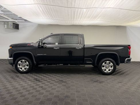 Used 2022 Chevrolet Silverado 2500 LTZ w/ LTZ Plus Package AWD/4WD image 2