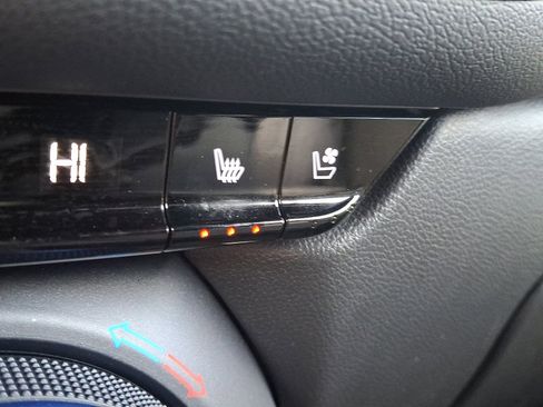 Used 2023 Chevrolet Blazer RS w/ Enhanced Convenience Package image 25