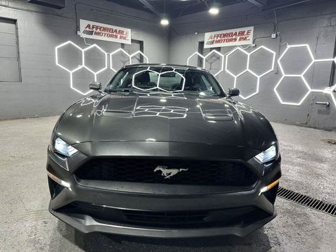 Used 2018 Ford Mustang Premium RWD image 9