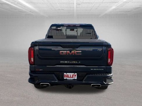 Used 2023 GMC Sierra 1500 Denali w/ Denali Reserve Package AWD/4WD image 11