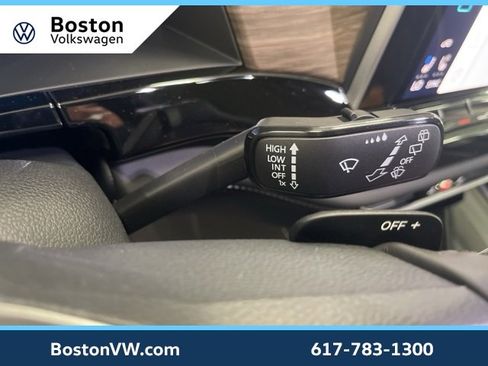 New 2025 Volkswagen Atlas SEL Premium R-Line image 13