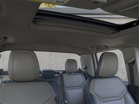 New 2026 Ford Maverick Lariat image 12