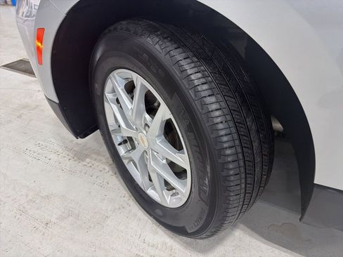 Used 2022 Chevrolet Equinox LT FWD image 6