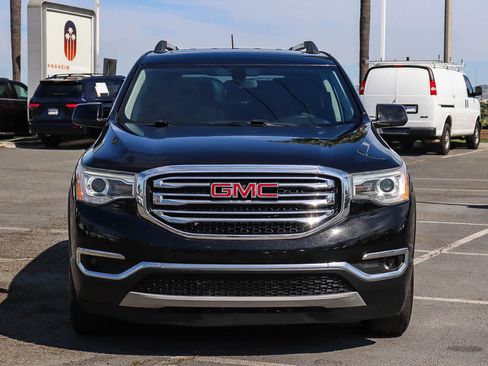 Used 2018 GMC Acadia SLE w/ Driver Alert Package I AWD/4WD image 2