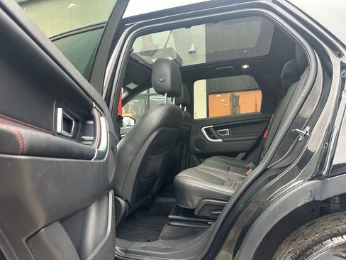 Used 2017 Land Rover Discovery Sport HSE Luxury image 9