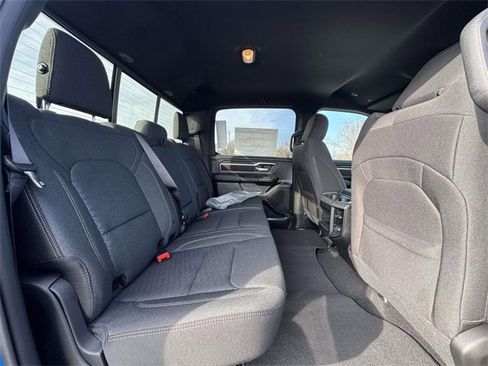 New 2026 RAM 1500 4x4 Crew Cab image 19