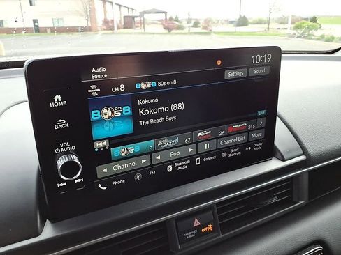 Used 2025 Honda Pilot EX-L image 31