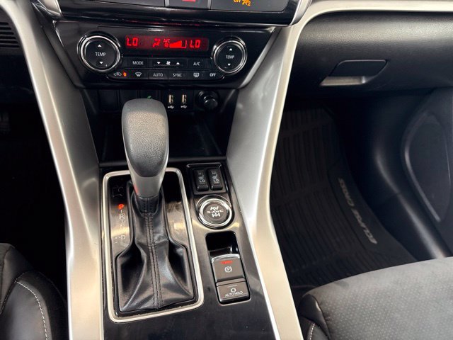 Used 2022 Mitsubishi Eclipse Cross SE AWD/4WD image 19