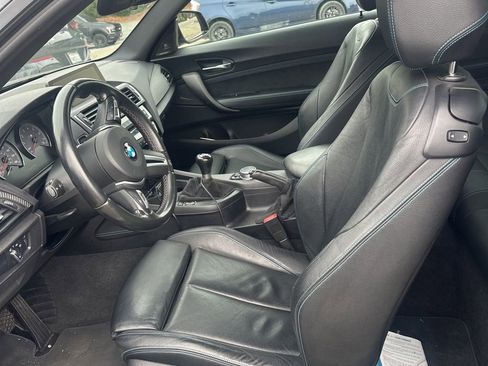 Used 2017 BMW M2 RWD image 9