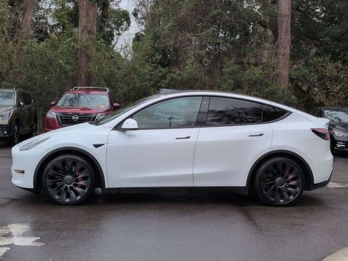 Used 2022 Tesla Model Y Performance image 2