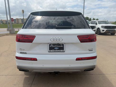 Used 2018 Audi Q7 3.0T Prestige AWD/4WD image 4