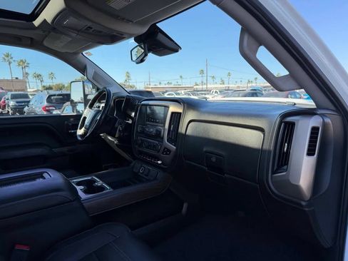 Used 2019 GMC Sierra 2500 Denali w/ Duramax Plus Package AWD/4WD image 26