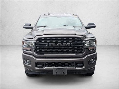 Used 2022 RAM 2500 Big Horn w/ Night Edition AWD/4WD image 3