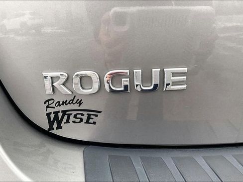 Used 2013 Nissan Rogue S image 31