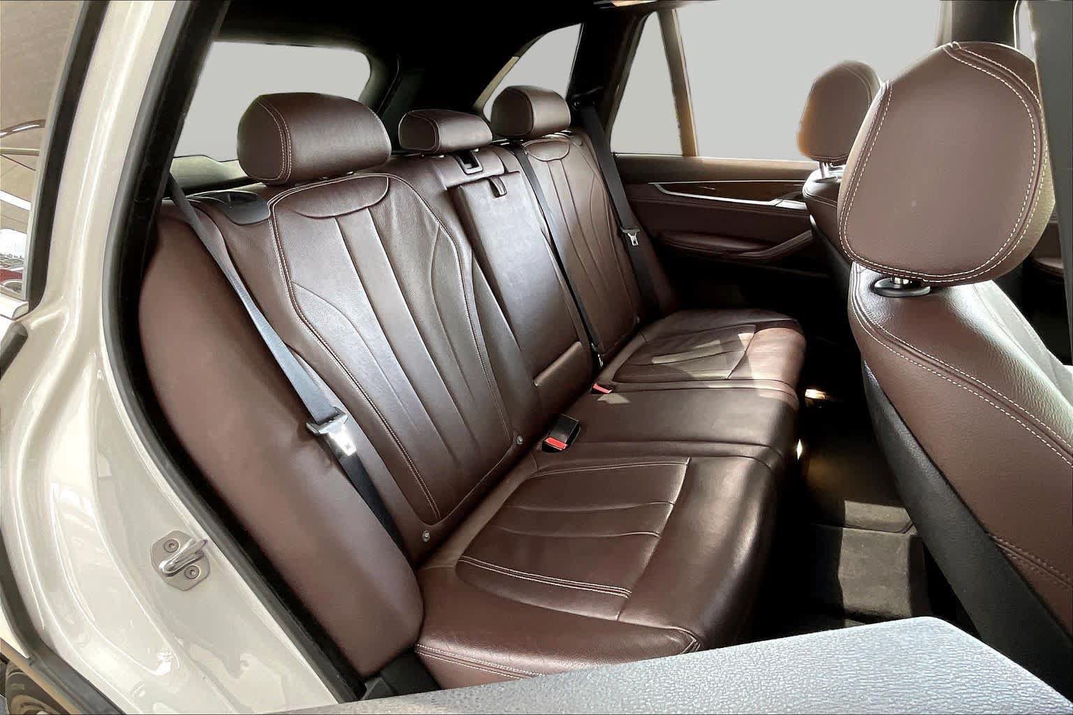 Used 2018 BMW X5 sDrive35i RWD image 19
