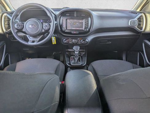 Used 2020 Kia Soul LX image 16