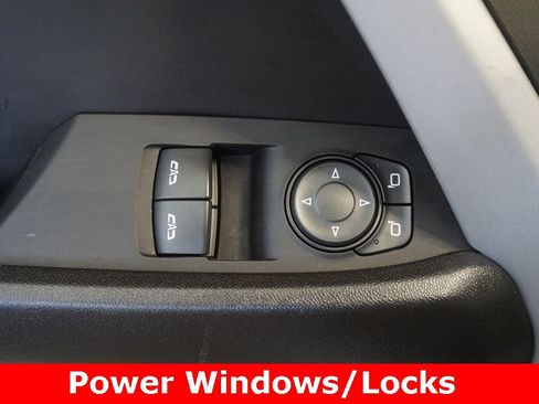 Used 2022 Chevrolet Camaro LT w/ Technology Package image 6