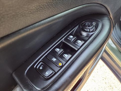 Used 2018 Jeep Compass Limited image 14