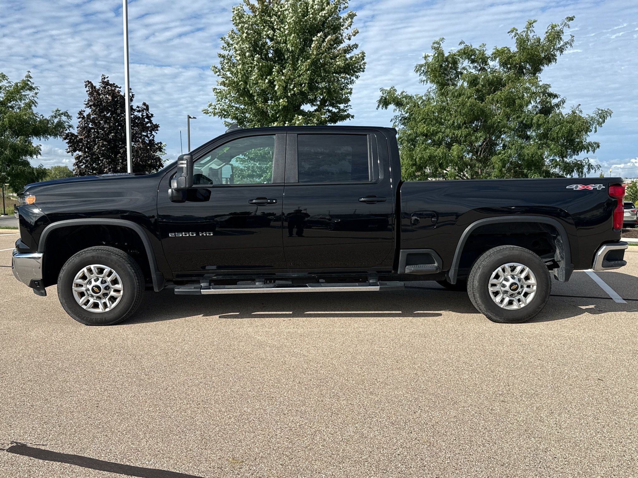 Used 2025 Chevrolet Silverado 2500 LT w/ Convenience Package AWD/4WD image 44