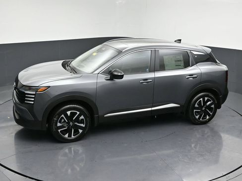 New 2026 Nissan Kicks SV w/ SV Premium Package AWD/4WD image 24