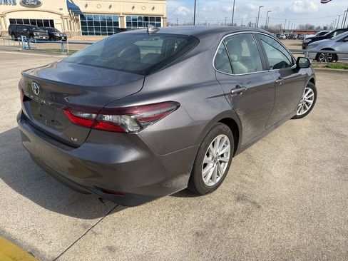 Used 2023 Toyota Camry LE image 11