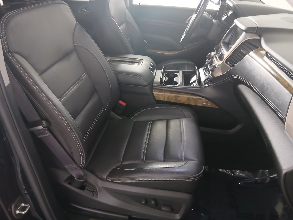 Used 2017 GMC Yukon Denali w/ Open Road Package AWD/4WD image 12