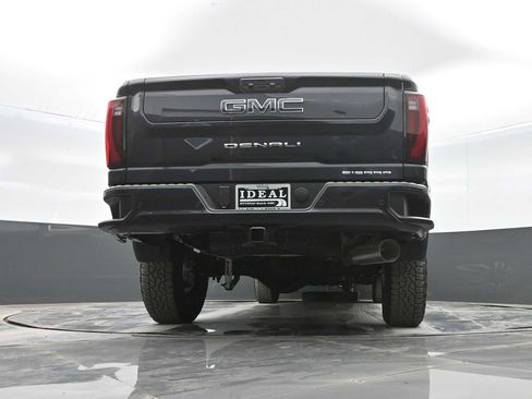 New 2025 GMC Sierra 3500 Denali Ultimate image 37